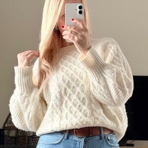 Light Cream Cableknit Sweater